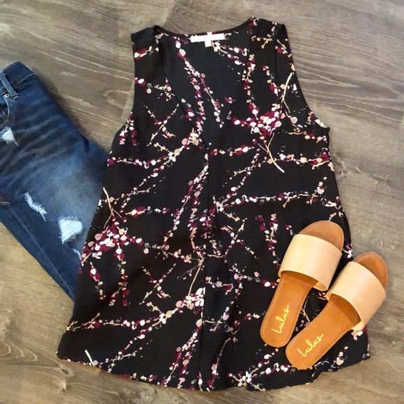 Daniel Rainn Tops - NWOT Tank 🎀🛍